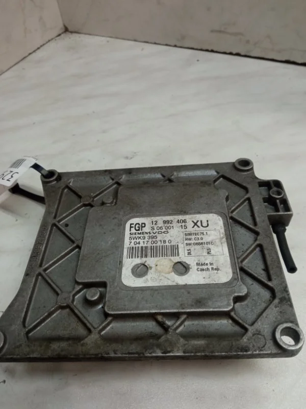 Блок управления двигателем Opel Astra H