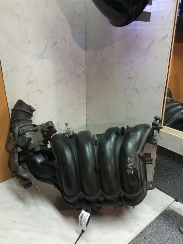 Коллектор впускной Toyota Rav4