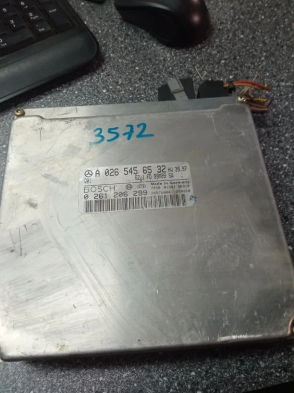 Блок управления двигателем Mercedes-Benz -Class