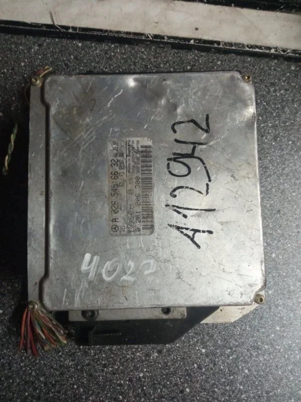 Блок управления двигателем Mercedes-Benz -Class