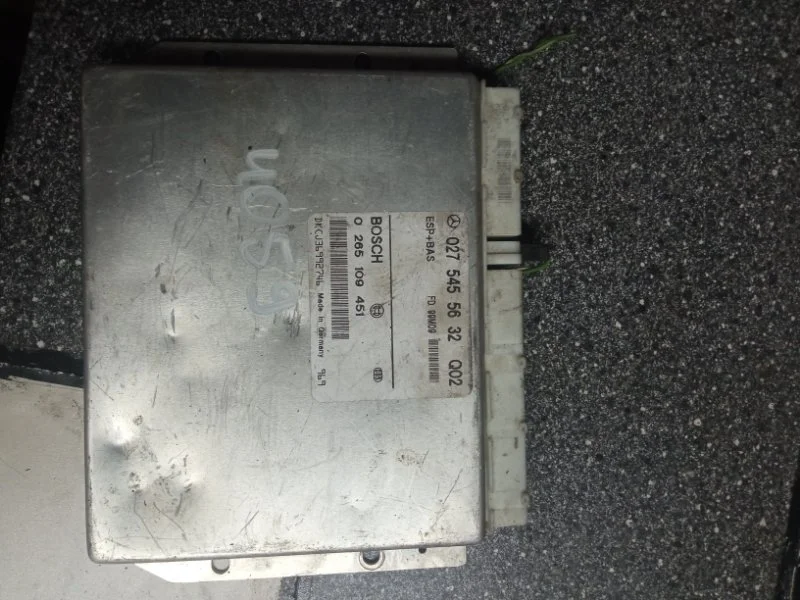 Блок управления двигателем Mercedes-Benz -Class