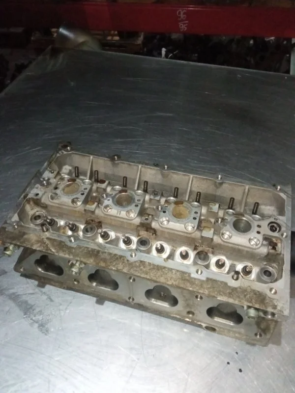 Головка блока цилиндров Volkswagen Golf