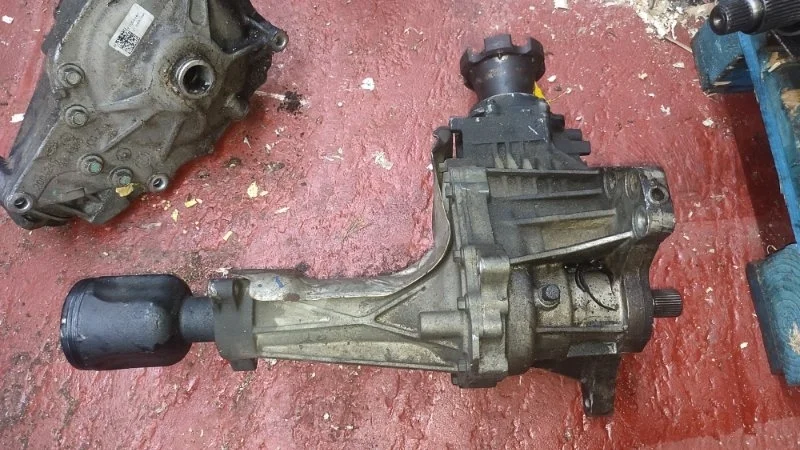 Раздаточная коробка Cadillac 24255142 3.0 И 4WD