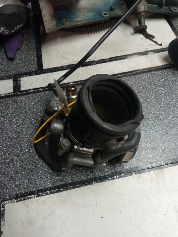 Дроссельная заслонка Opel Astra J