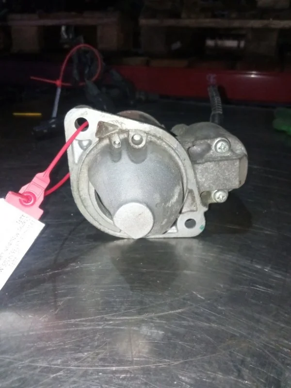 Стартер Mitsubishi Lancer