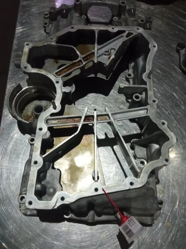 Поддон масляный двигателя Volvo XC90