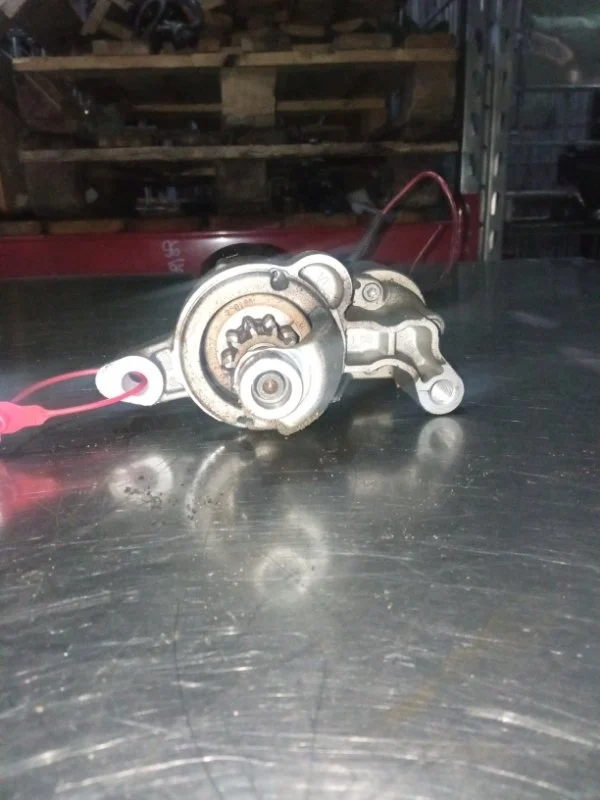 Стартер Audi A4