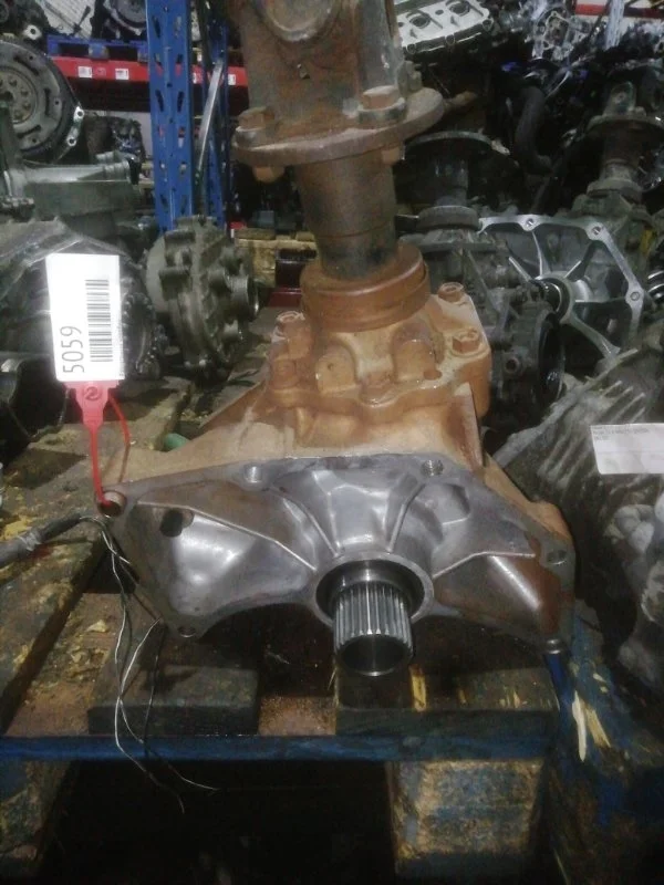 Раздаточная коробка Nissan 2.5 И 4WD T30