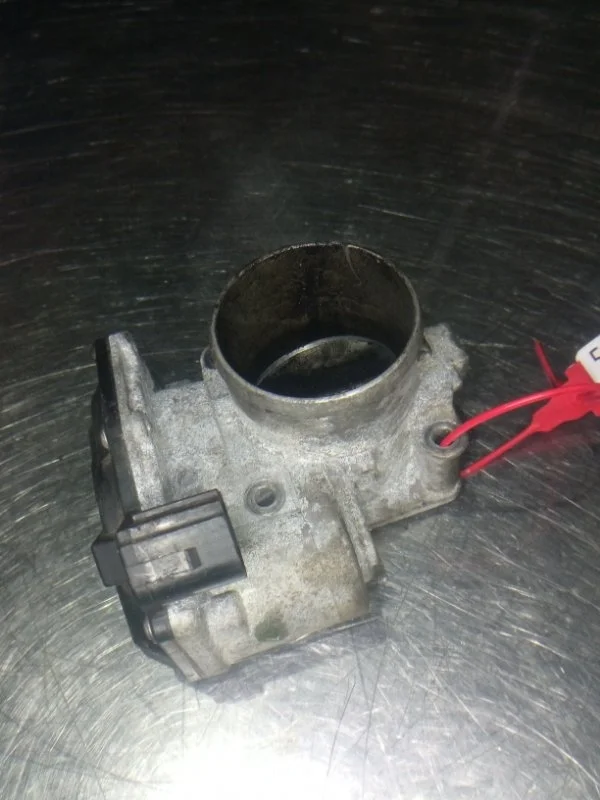 Дроссельная заслонка Hyundai Santa Fe