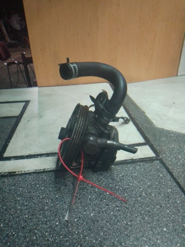 Насос гидроусилителя руля Suzuki Grand Vitara