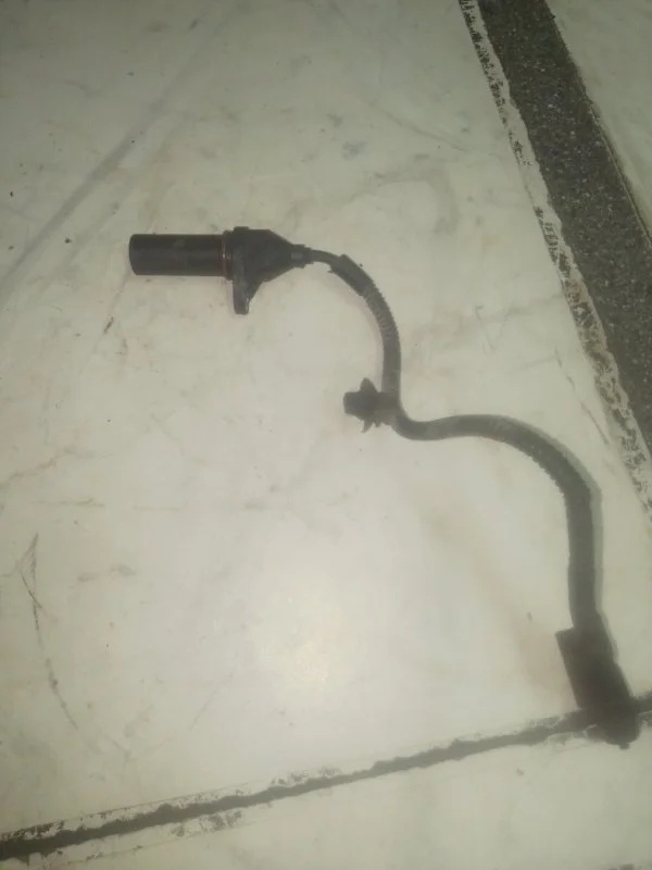 Датчик положения коленвала Kia Optima