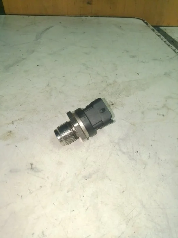 Датчик давления топлива Hyundai Tucson