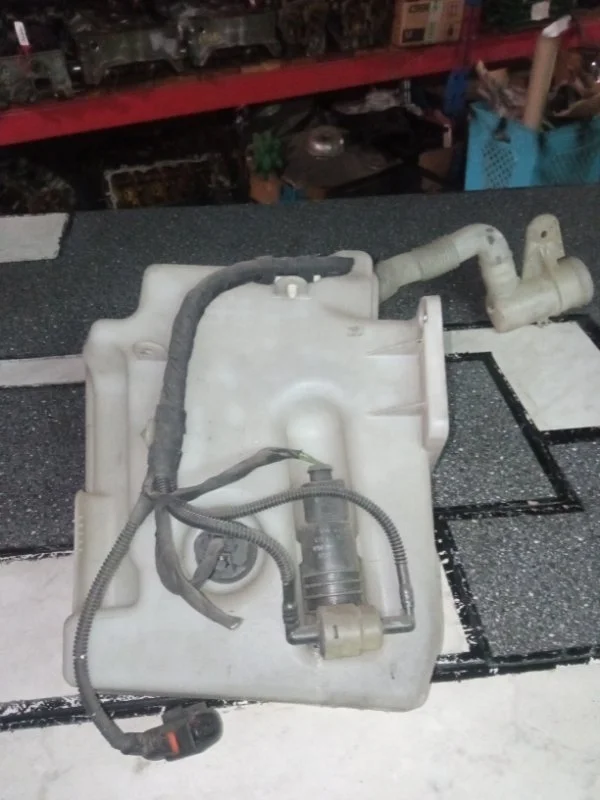 Бачок омывателя фар Audi A3 8P