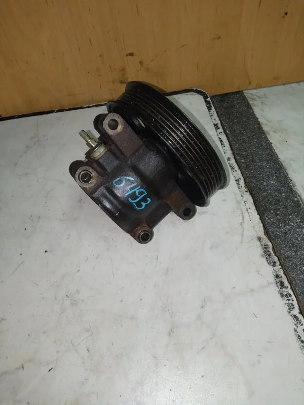 Насос гидроусилителя руля Ford Mondeo