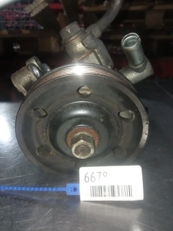 Насос гидроусилителя руля Ford Escape