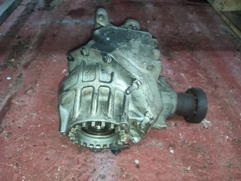 Раздаточная коробка Volvo 2.5 И