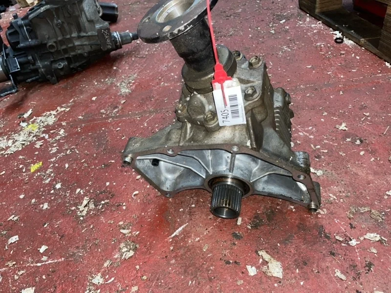 Раздаточная коробка Nissan 2.5 И АКПП 4WD T30