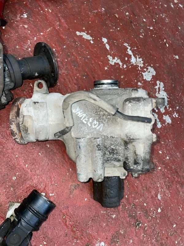 Редуктор моста Infiniti 3.7 И 4WD