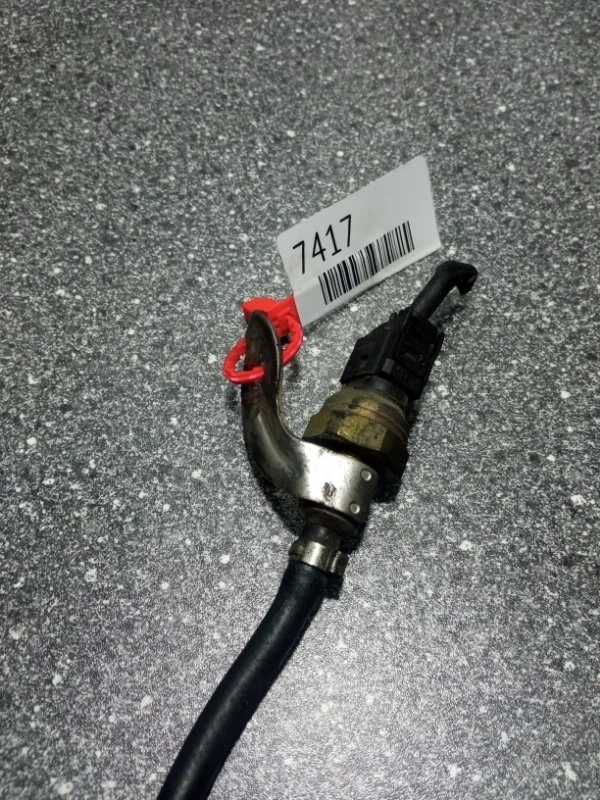 Датчик давления топлива Mercedes-Benz Sprinter