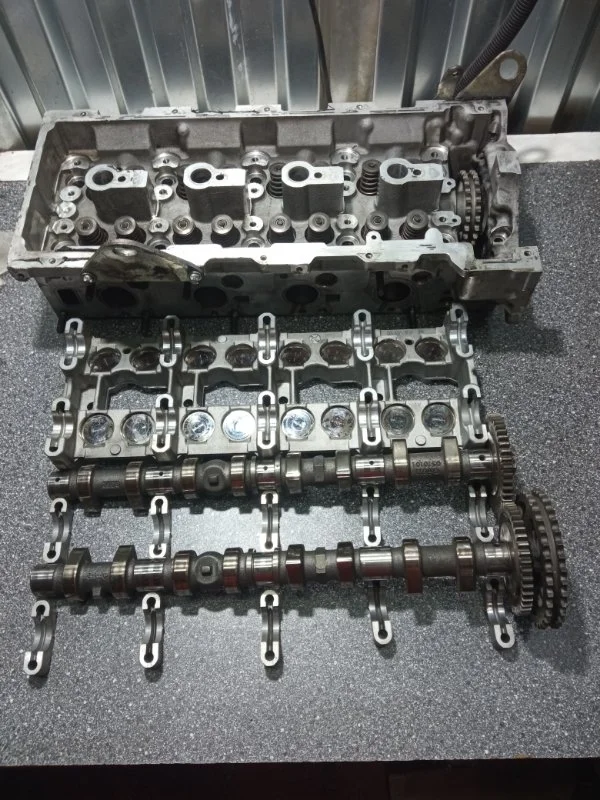 Головка блока цилиндров Mercedes-Benz Sprinter