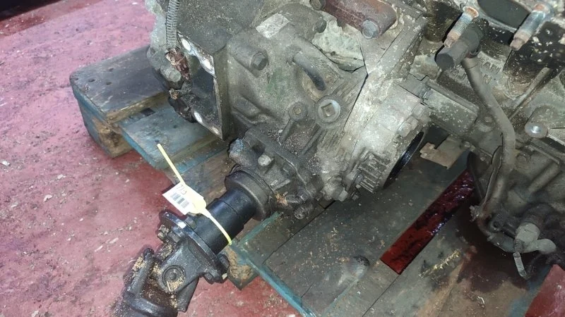 Раздаточная коробка Nissan 3.5 И