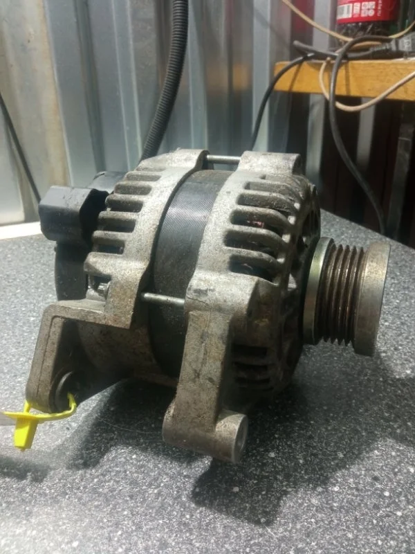 Генератор Opel Astra