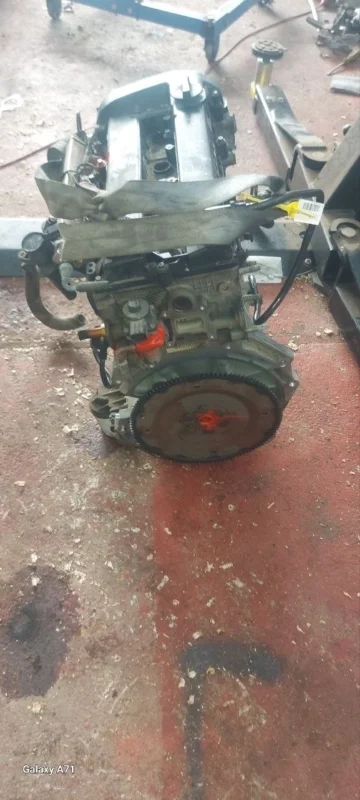 Двигатель Ford 2.0