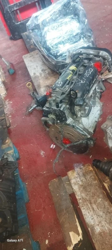 Двигатель Ford 1.6