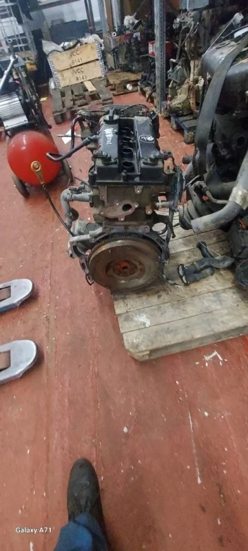 Двигатель Ford 1.6