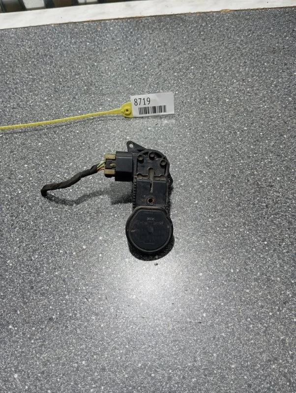 Датчик положения дроссельной заслонки Hyundai Santa Fe