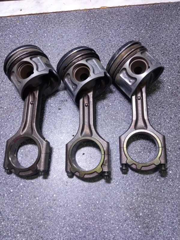 Шатун Hyundai Santa Fe DM