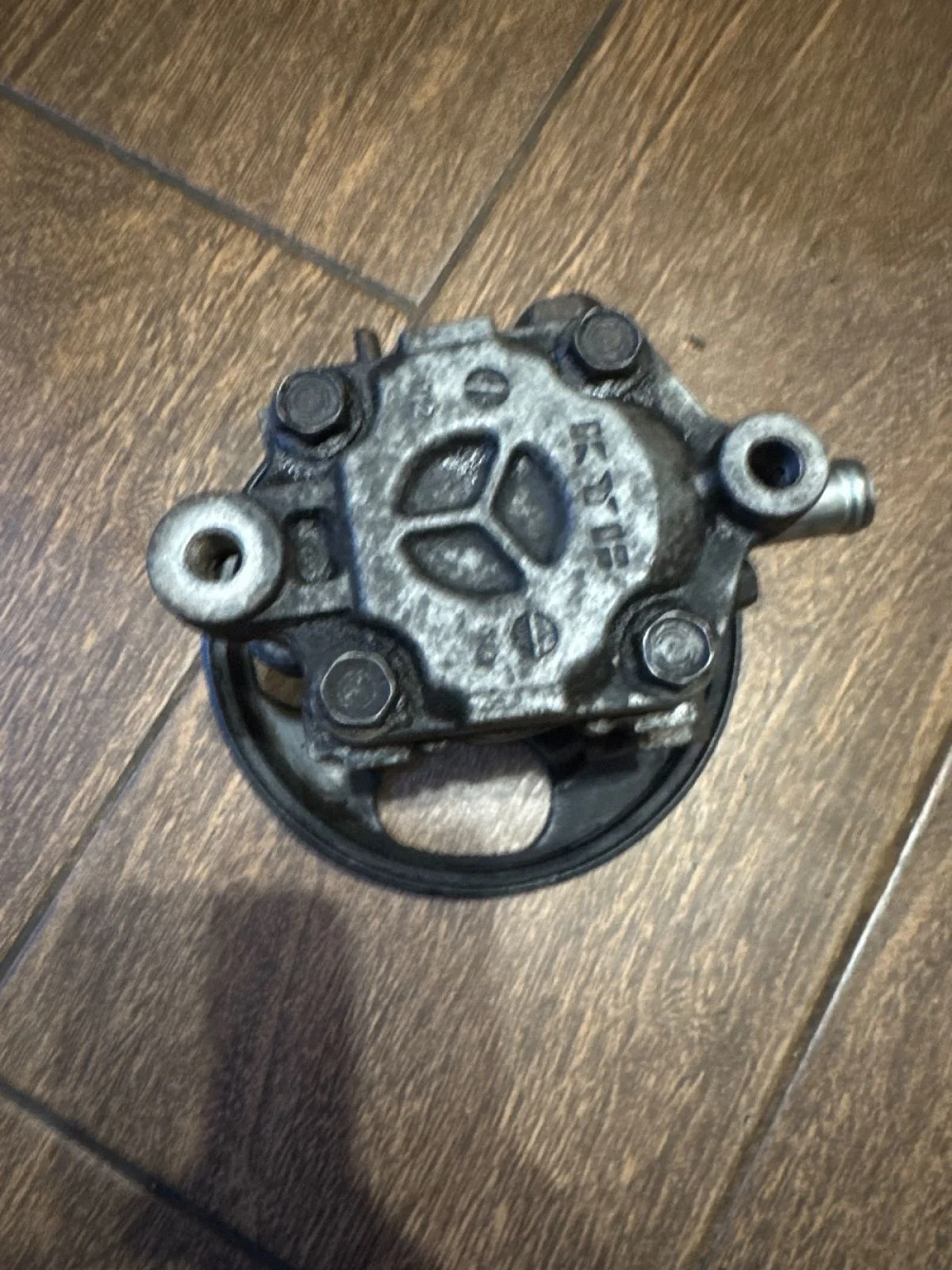 Насос гидроусилителя Mitsubishi Lancer IX рестайлинг (2005—2010)