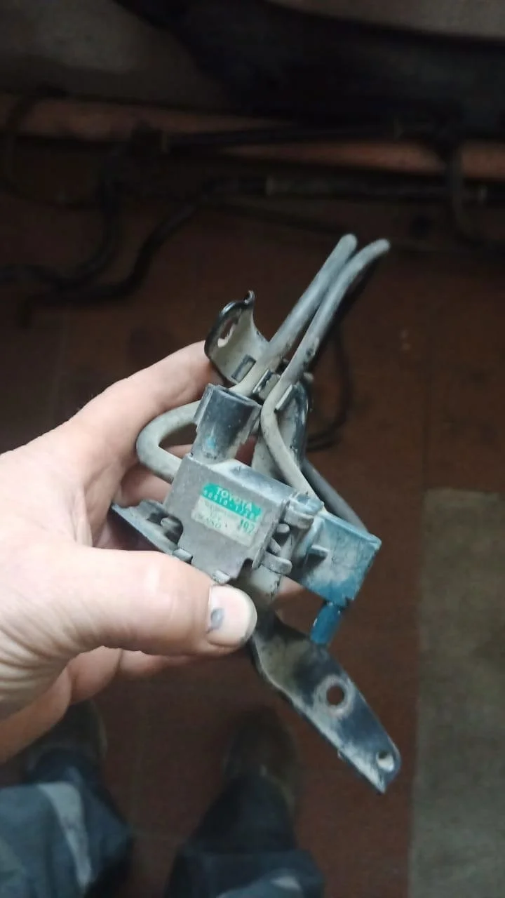 Клапан электромагнитный Toyota Camry XV50 (2011—2014)