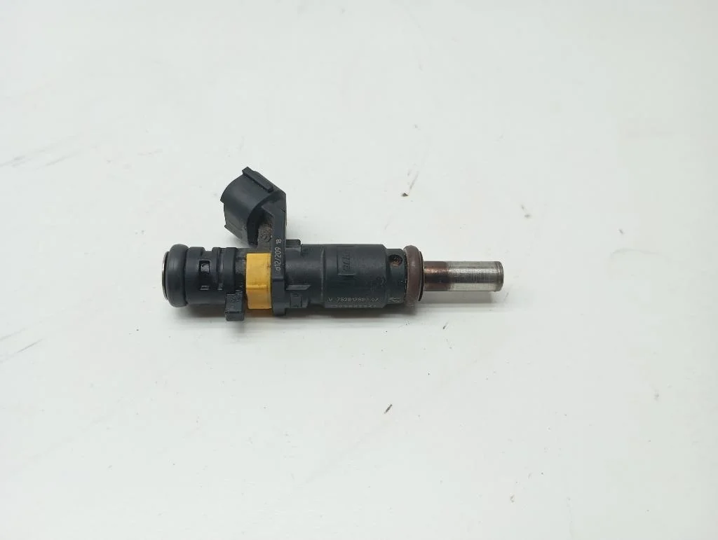 Форсунка топливная Peugeot 308 T7