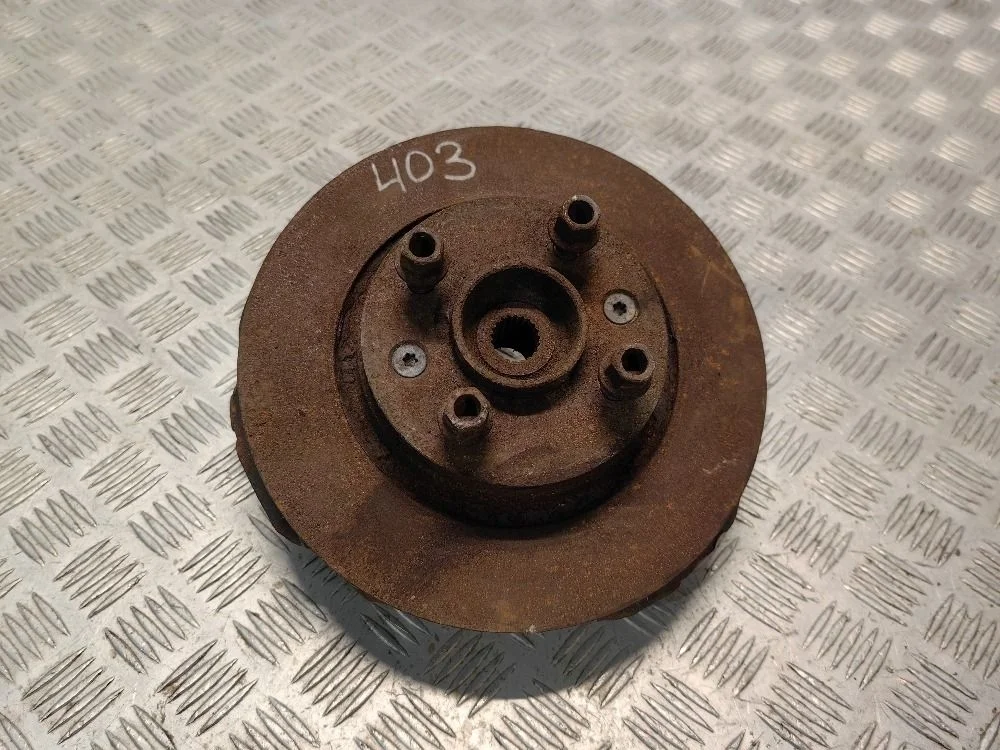 Кулак поворотный передний правый Renault Logan 1