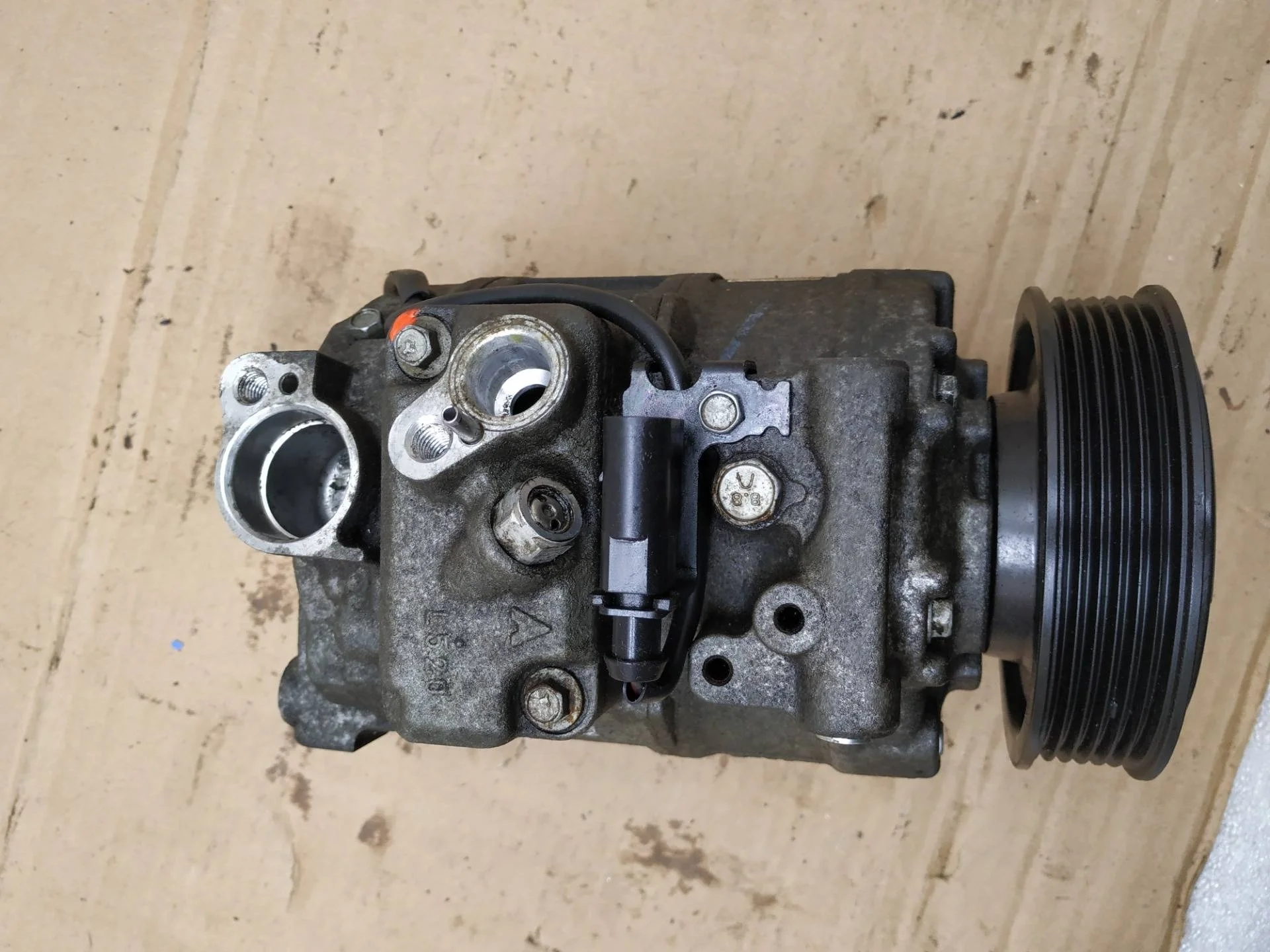 компрессор кондиционера Volkswagen Touareg 2 7P6