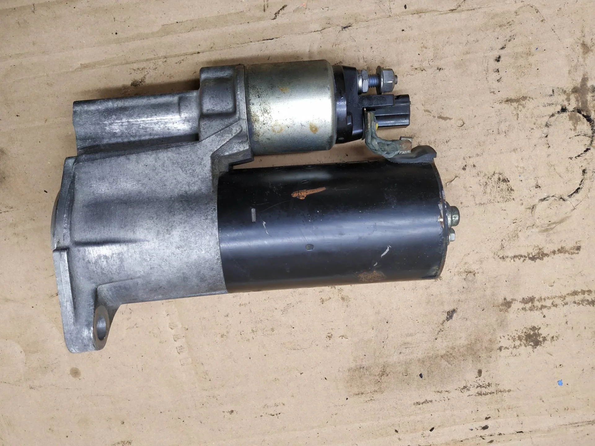 стартер Volkswagen Touareg 2 7P6 2011