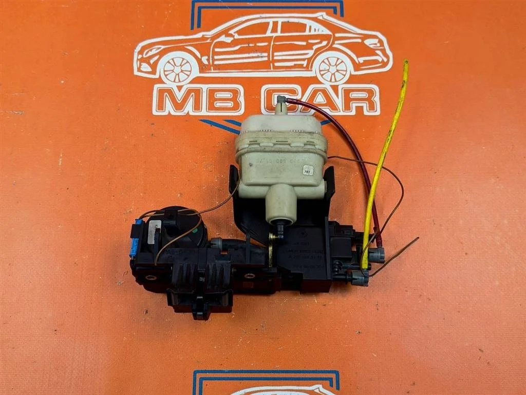 Замок багажника Mercedes-Benz