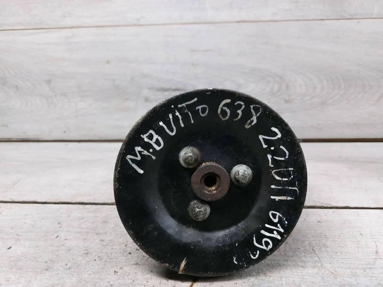 насос гидроусилителя руля Mercedes-Benz Vito W638