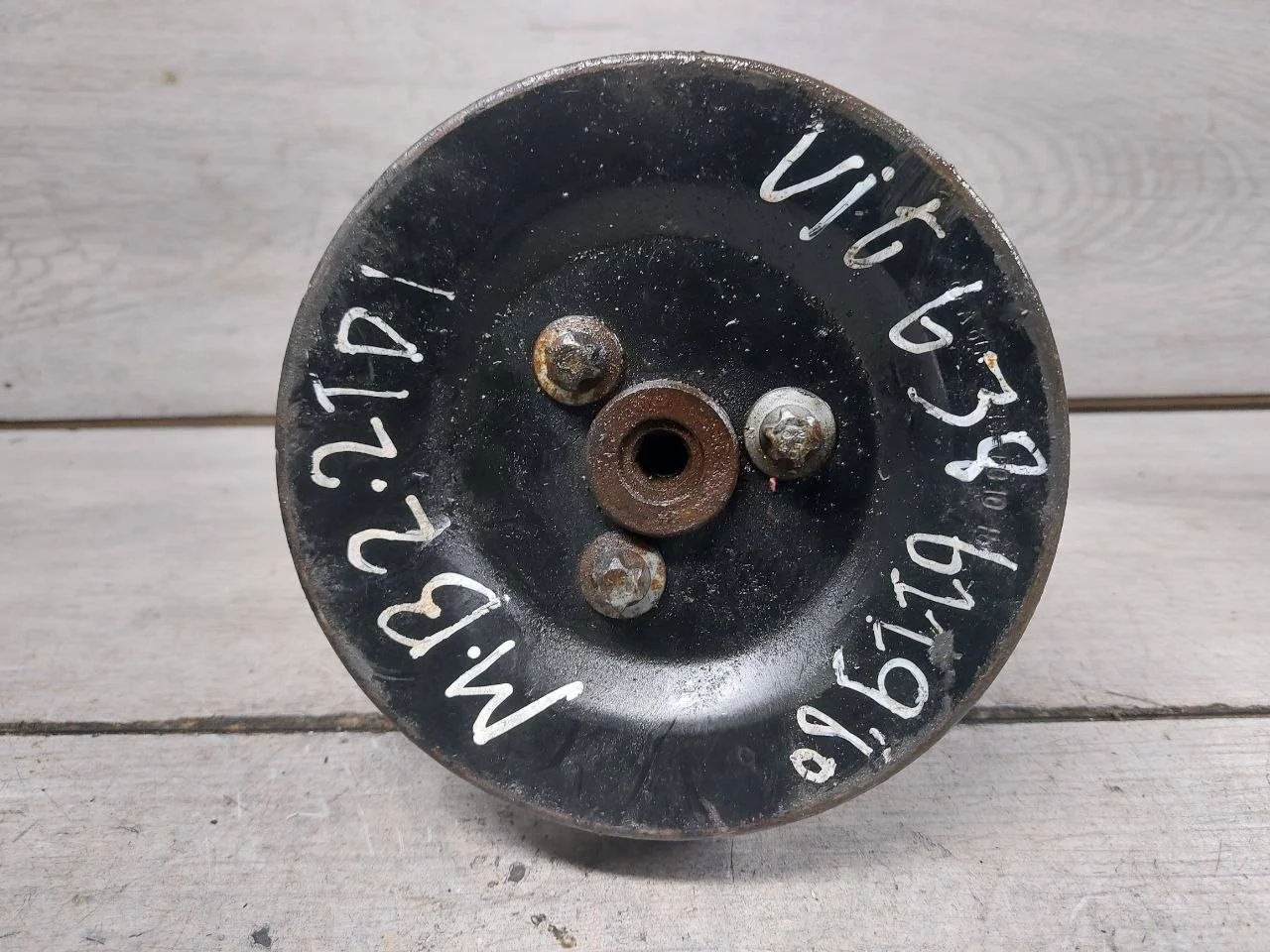 насос гидроусилителя руля Mercedes-Benz Vito W638