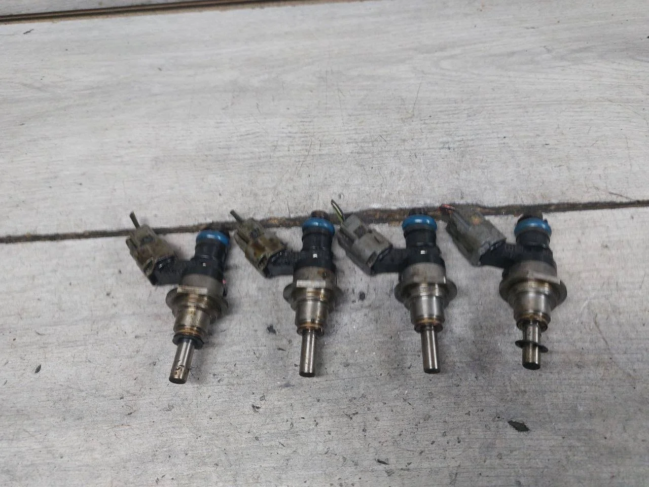 форсунка топливная Mazda CX-7