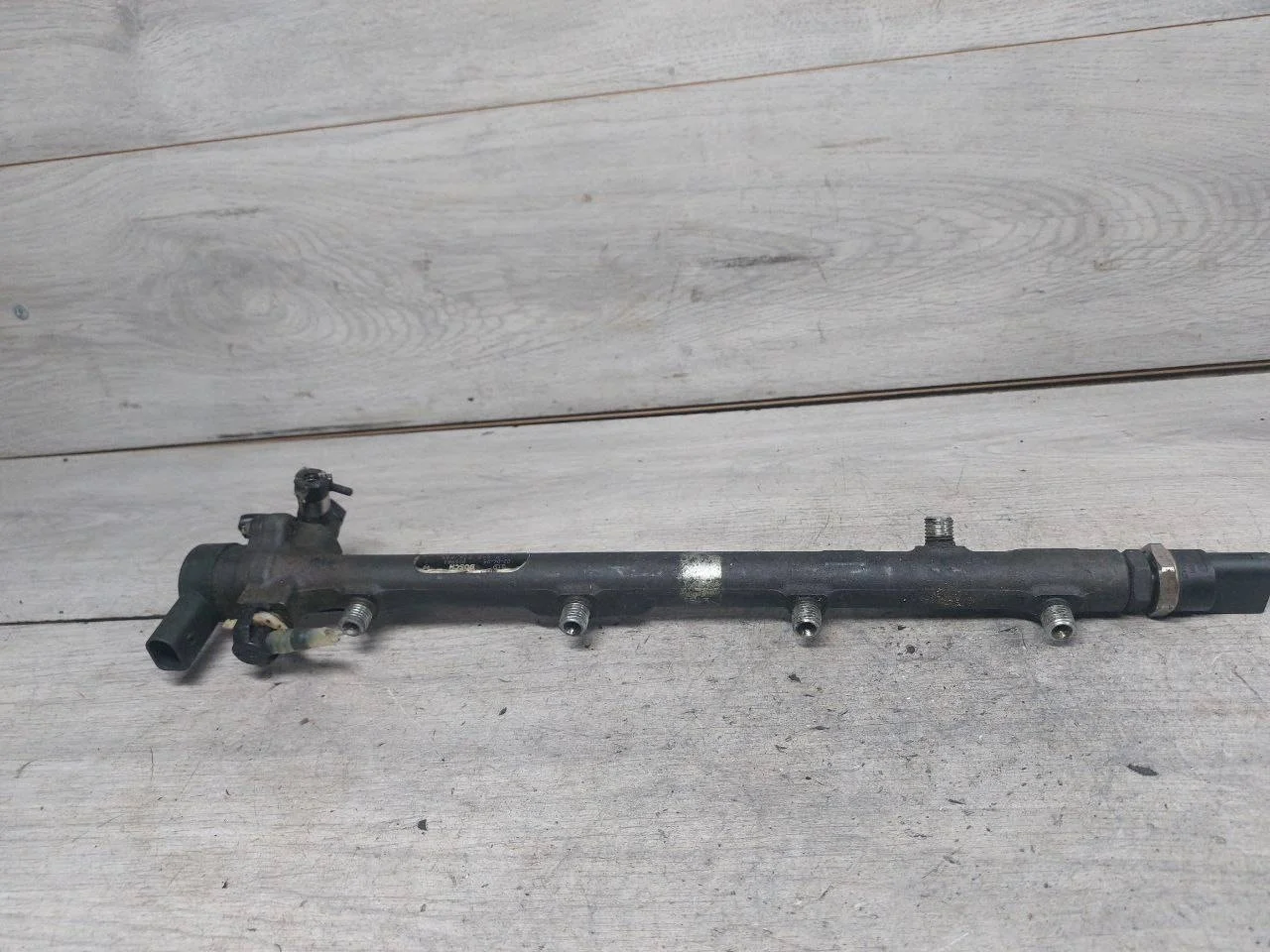 топливная рампа Mercedes-Benz Sprinter (W901-905)