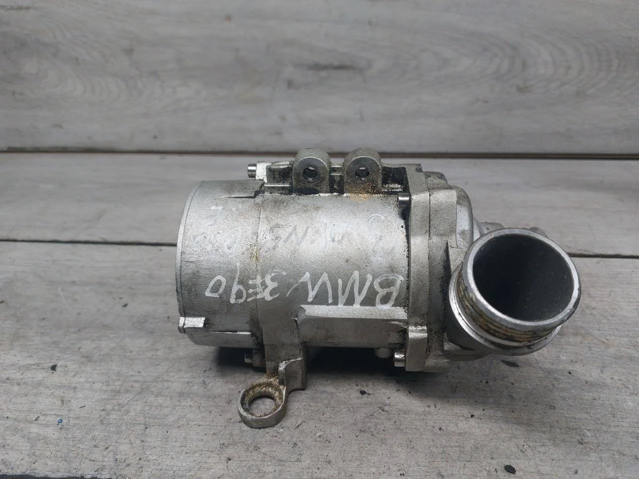 водяная помпа BMW 3 E90/E91/E92/E93