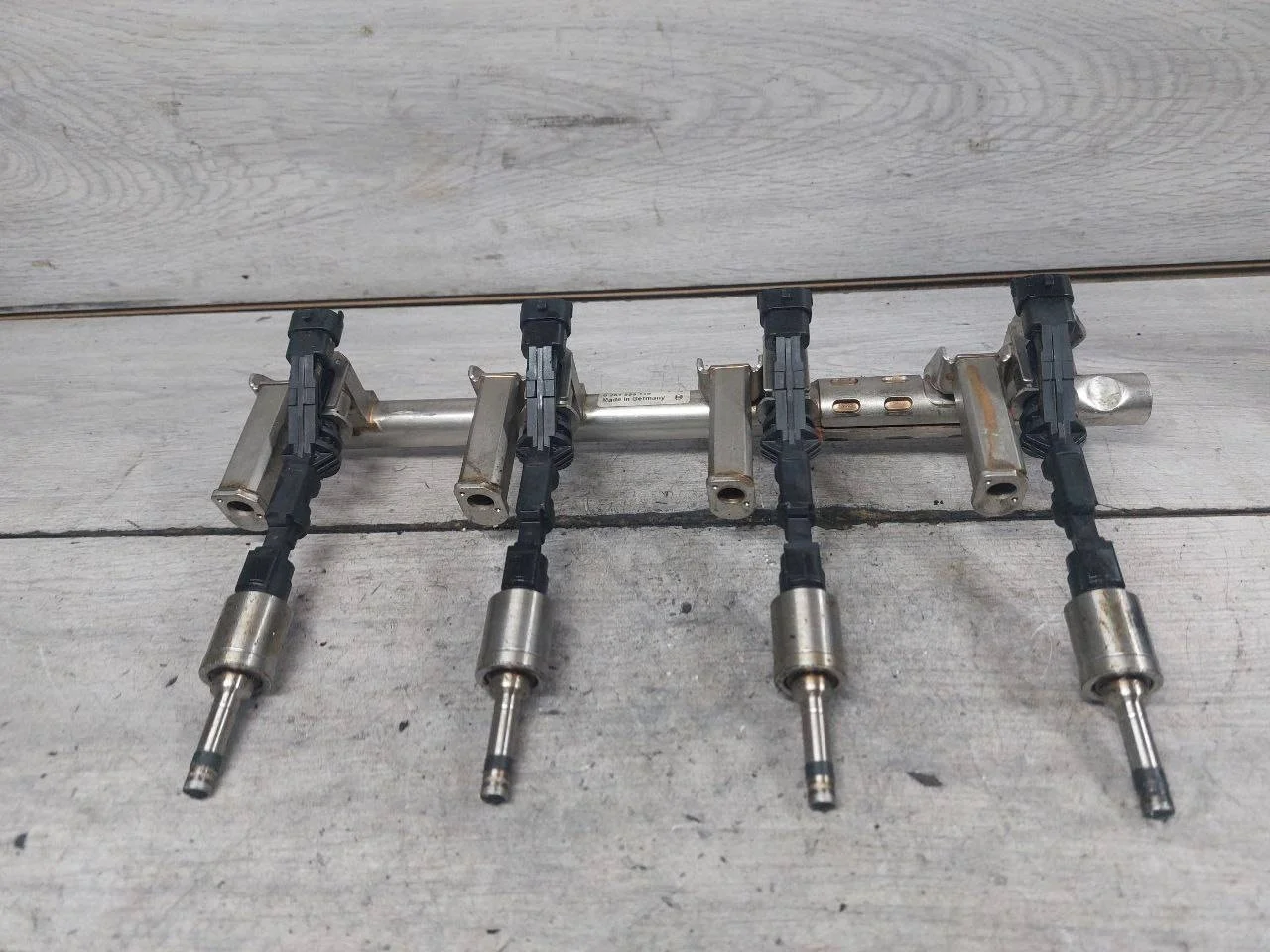 топливная рампа Ford Kuga 2