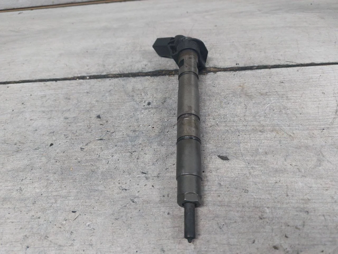 форсунка топливная Audi A8 D3/4E