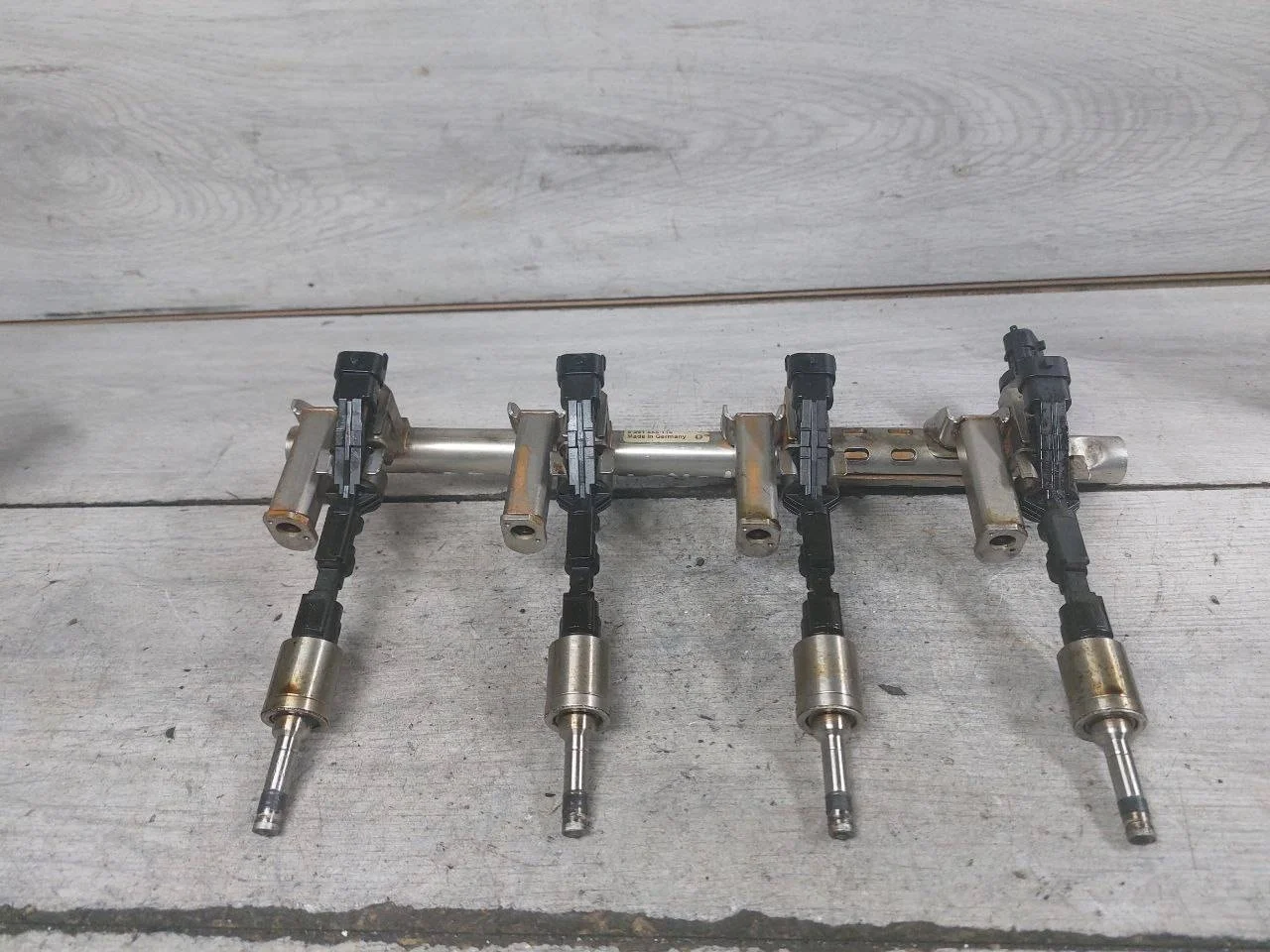 топливная рампа Ford Kuga 2