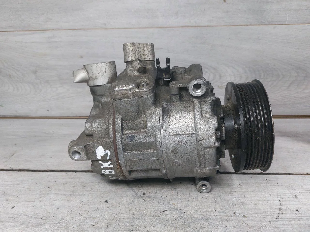 компрессор кондиционера Volkswagen Touareg