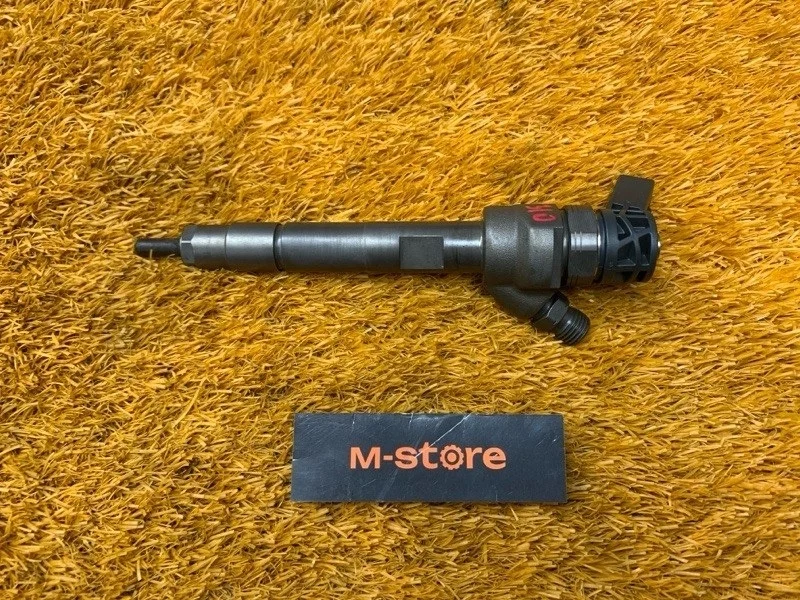 Форсунка топливная BMW X5 2013 7810702 F15 N57D30A