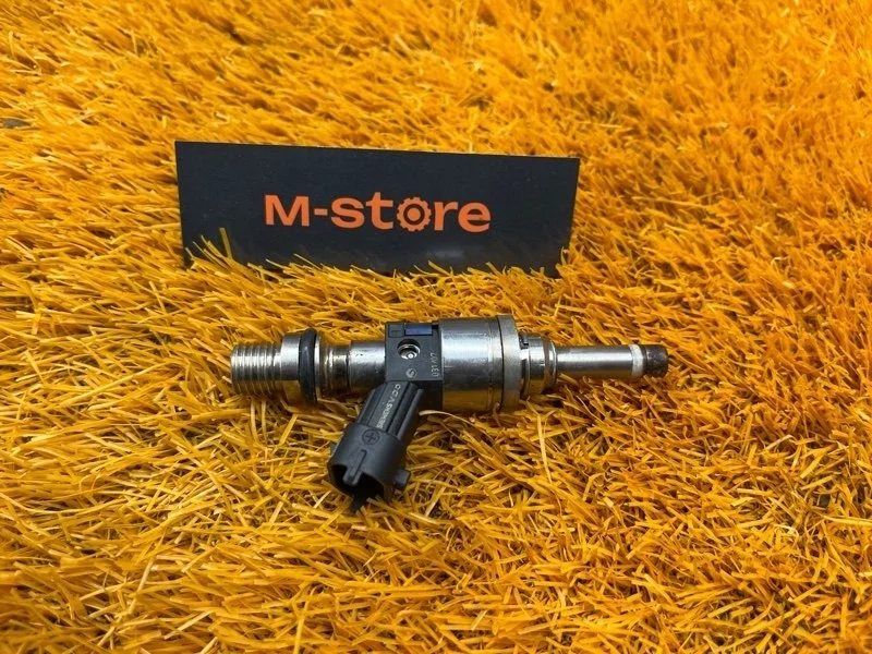 Форсунка топливная Porsche Cayenne 2007 94860523001 957 M4801