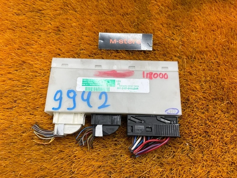Блок комфорта Land Rover Range Rover 2002 YWC000923 L322 M62B44